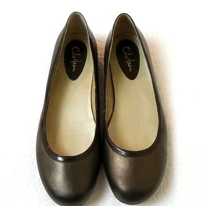 💞SOLD💞 Cole Haan Leather Flats
